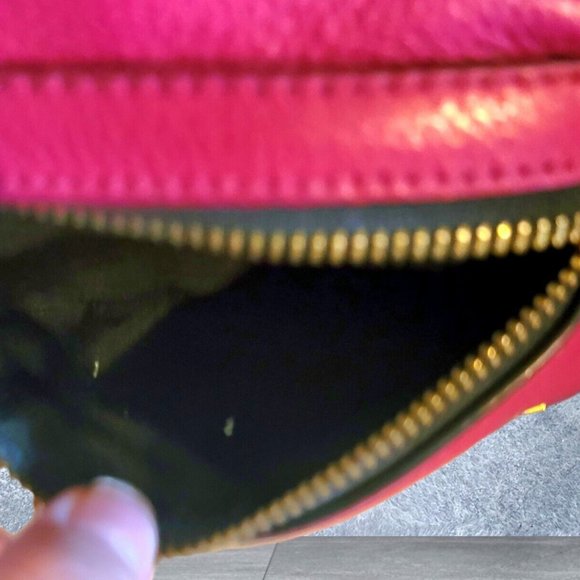 Marc Jacob fuchsia Pink Peddle Leather Two Ways Convertible Crossbody Backpack - Picture 12 of 16